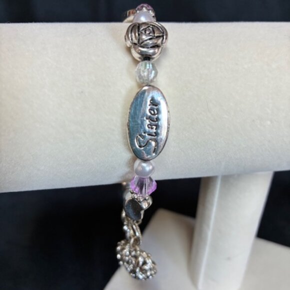 Bracelet - "Sister Friend Forever" words with pink and pearl beads - Picture 2 of 5